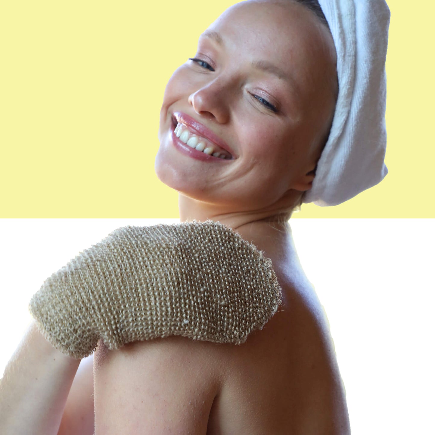 Afterspa Cleansing Sisal Mitt | to exfoliate the body.