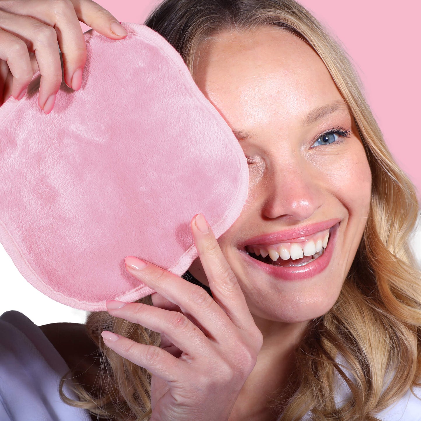 Afterspa Mini Makeup Remover _ Cloth to remove makeup from the face.