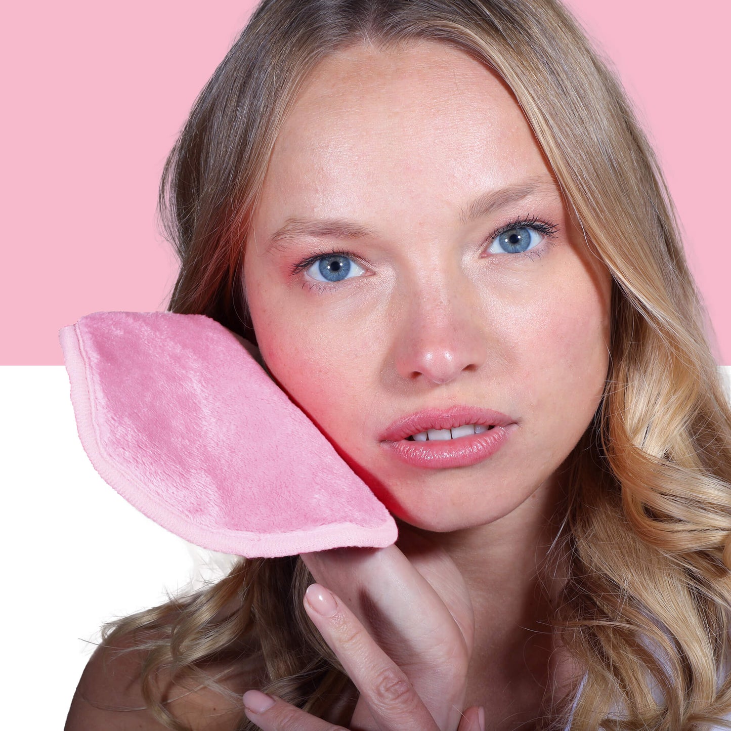 Afterspa Mini Makeup Remover _ Cloth to remove makeup from the face.